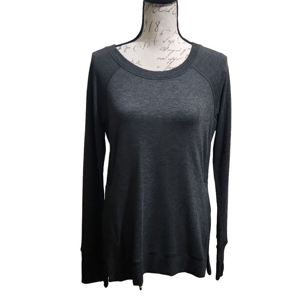 Yogalicious Ladies Soft Gray Sweatshirt With Thumb Holes- Size Small